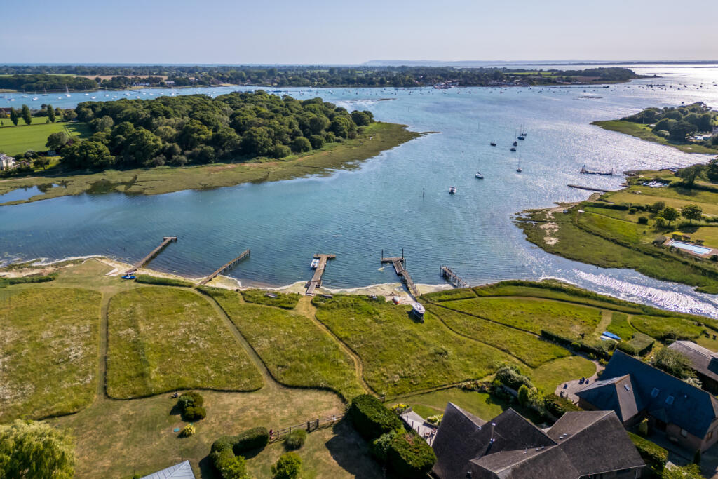 House in Chichester, Bosham - View 2