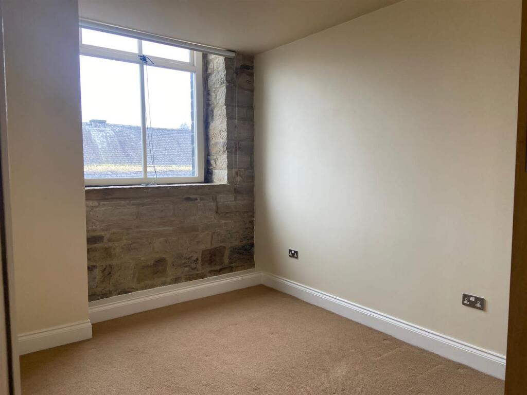 Apartment in Huddersfield - More