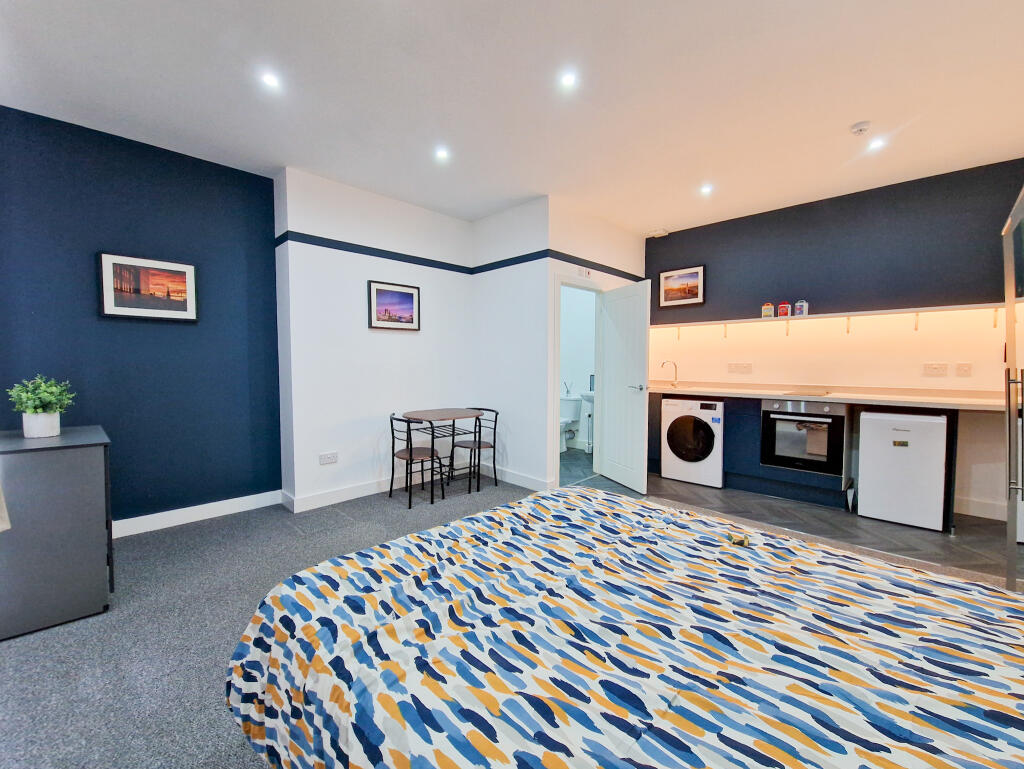 Main image of property: Park Road Moseley B13 8AB