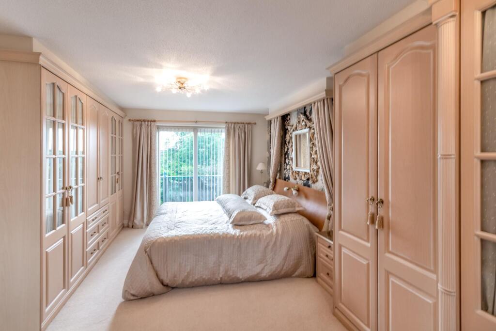 House in Doncaster, Bawtry - More