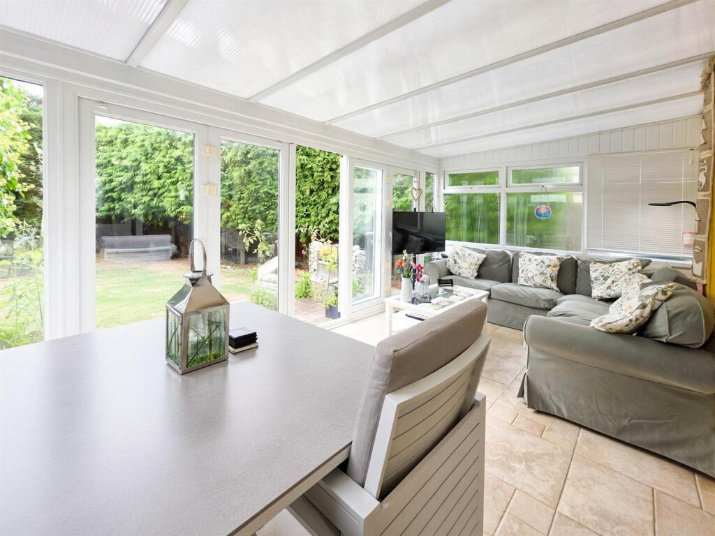 House in Southend-on-Sea - View 2