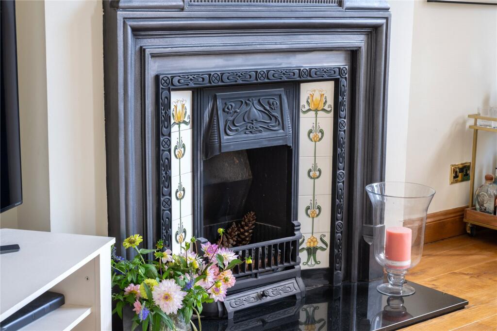 Apartment in London - More