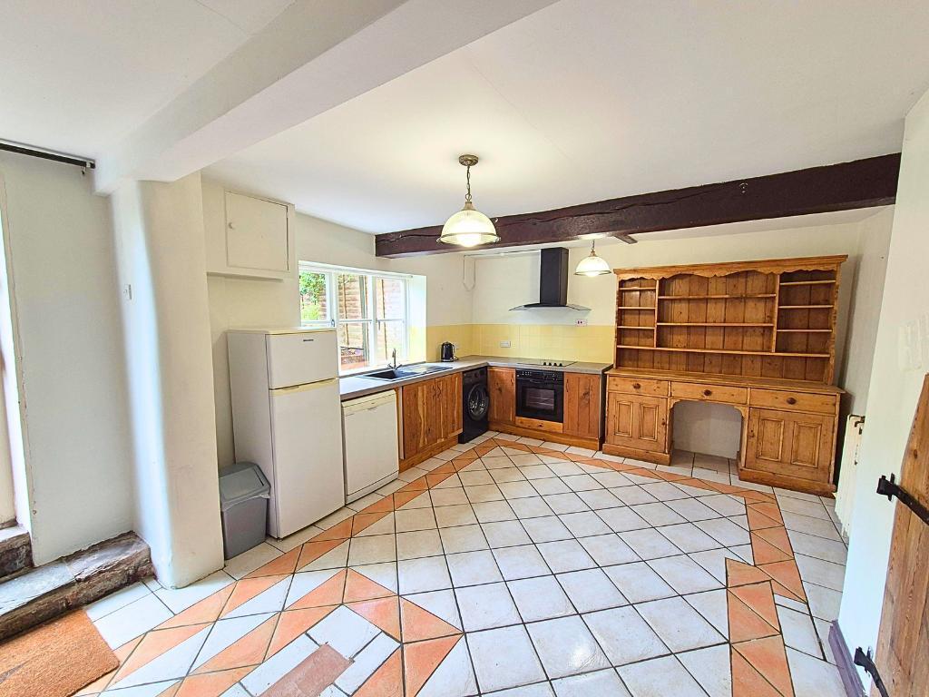 House in Leominster, Herefordshire - View 3