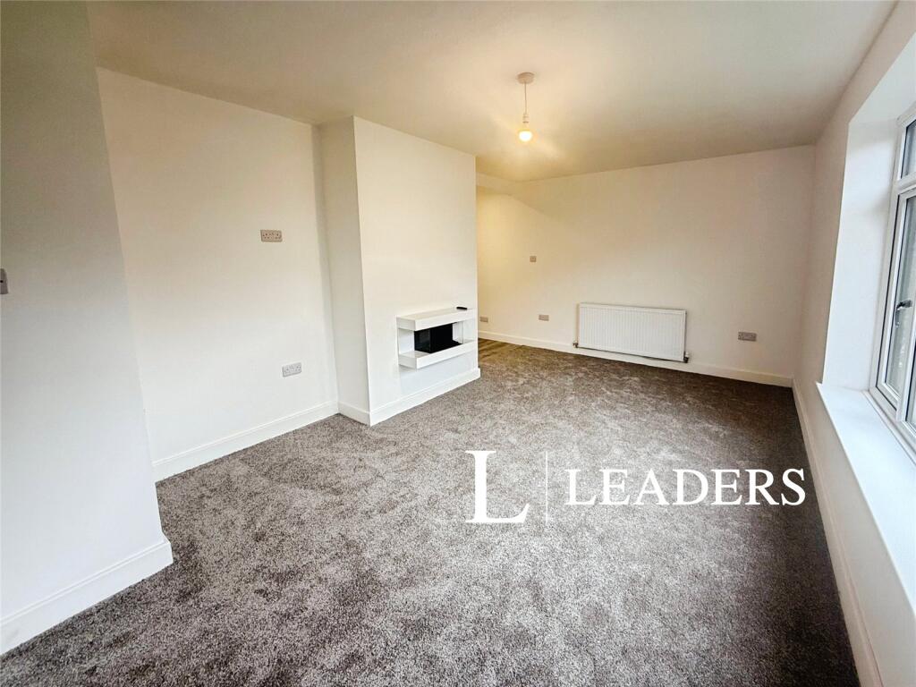 Main image of property: Moffat Grove, Stoke-on-Trent, Staffordshire, ST2