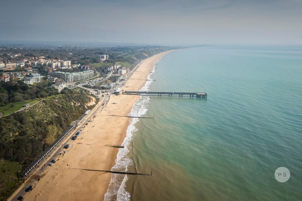 Main image of property: Green Park, Manor Road, East Cliff, Bournemouth BH1 3HR