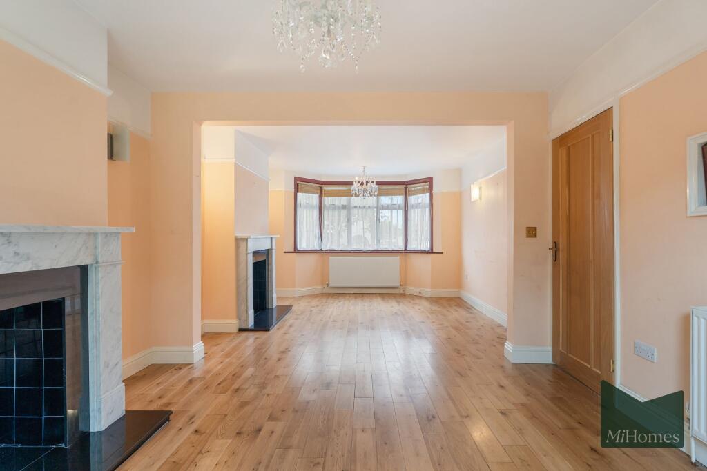 House in London, Colney Hatch - View 4