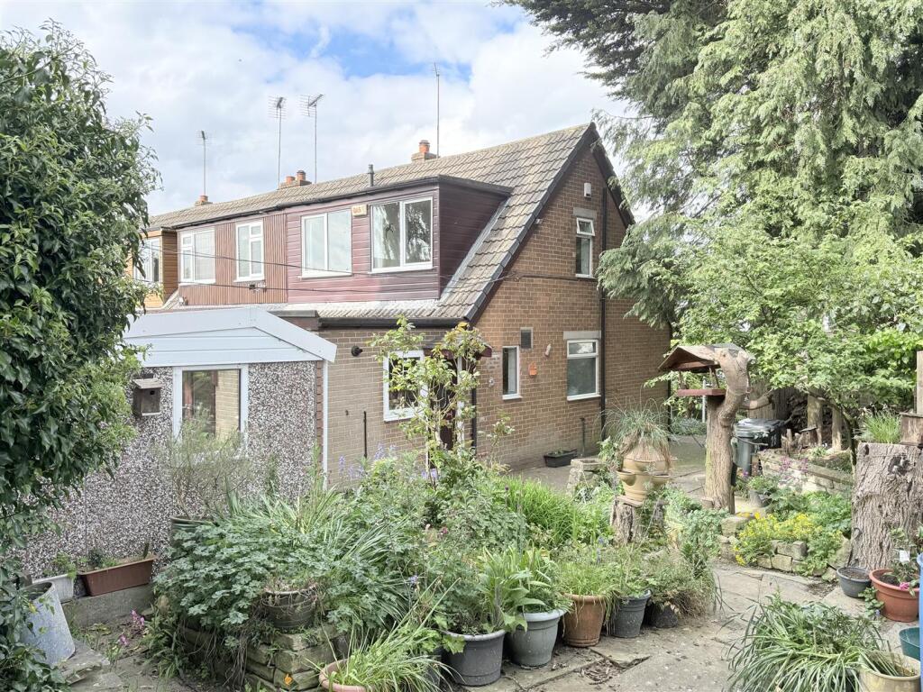 Main image of property: Kenmore Road, Cleckheaton