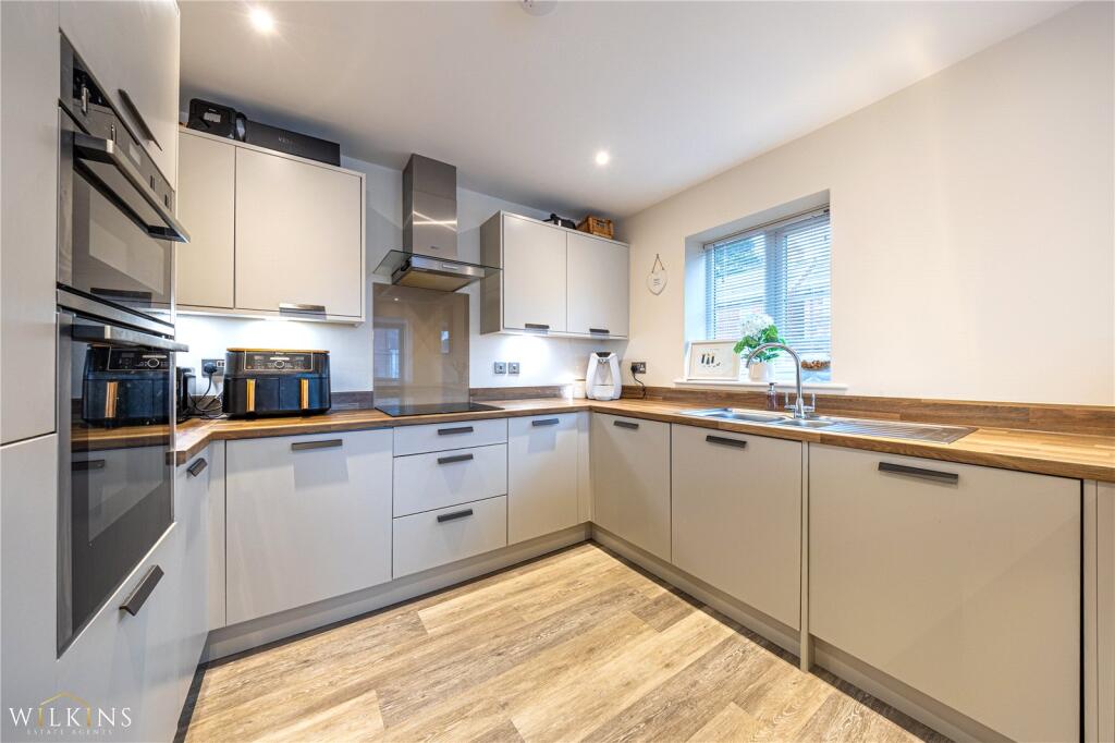 Additional image 2 of Highclere Avenue, Tamworth, Staffordshire, B79