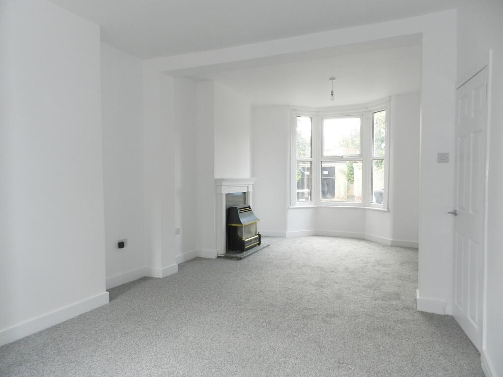House in London - View 2