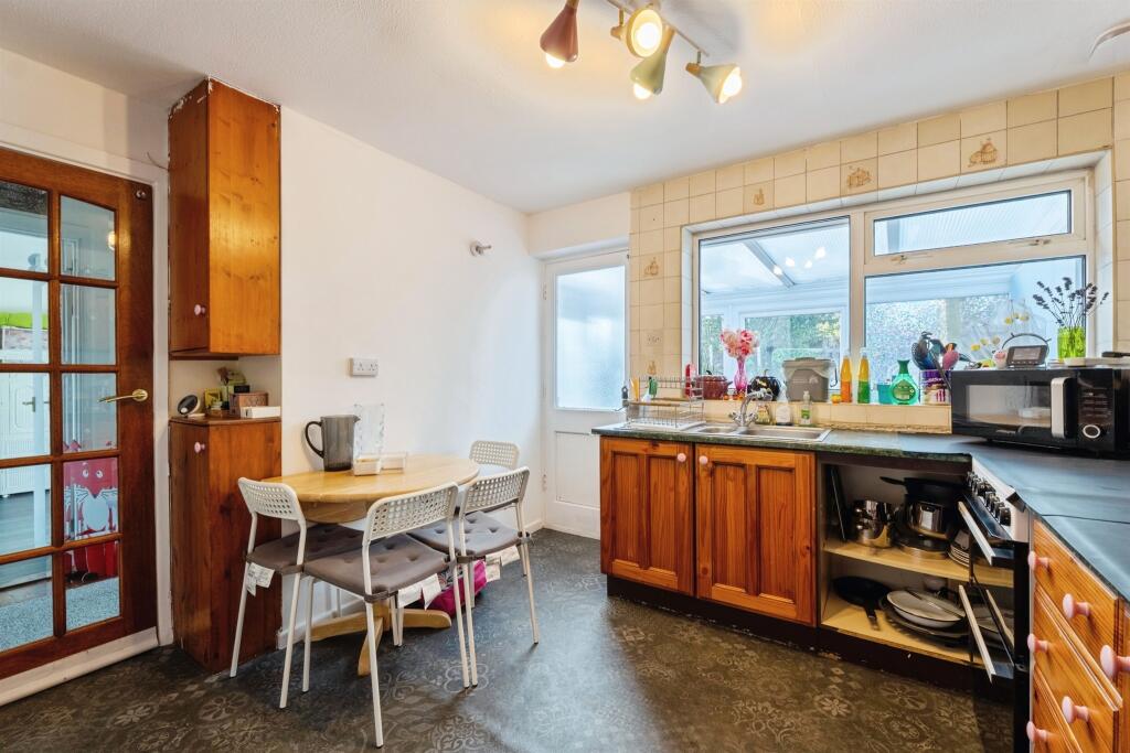 House in King's Lynn and West Norfolk, Feltwell - More