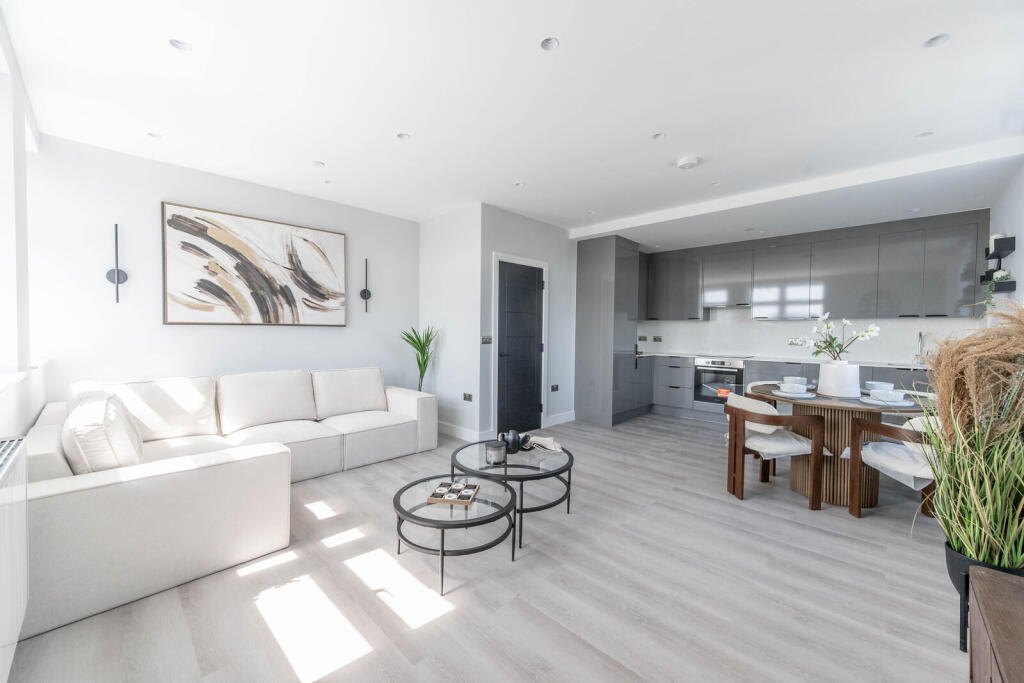 Apartment in Sutton
