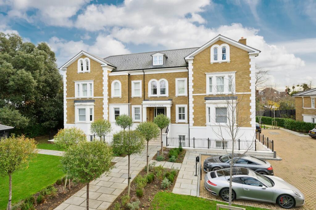 2-bed apartment on Church Road, East Molesey, Surrey, KT8, £980,000