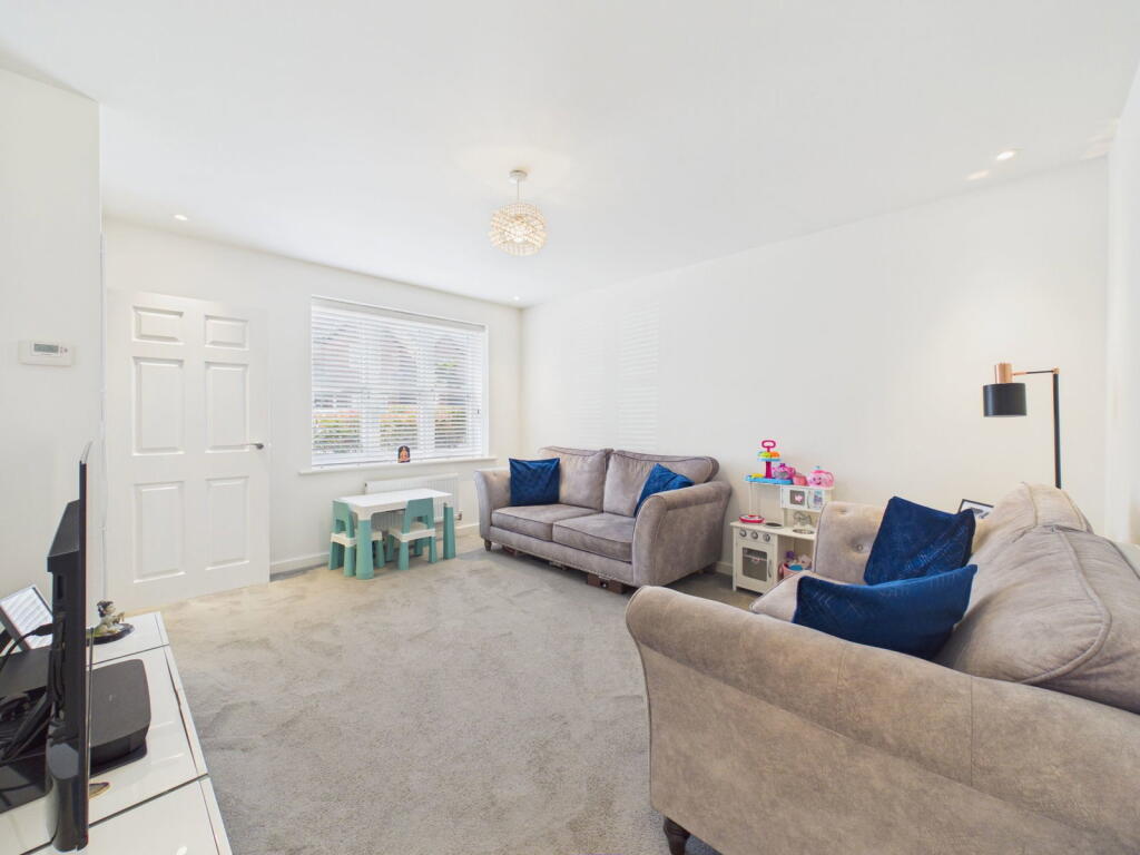 House in Leicester - View 5