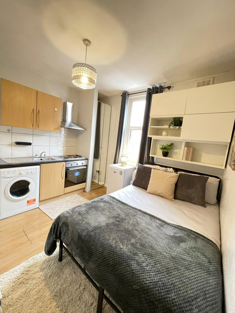 Main image of property: West Green Road, N15 5AA