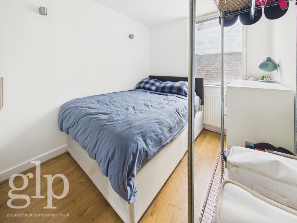 Apartment in London - View 4