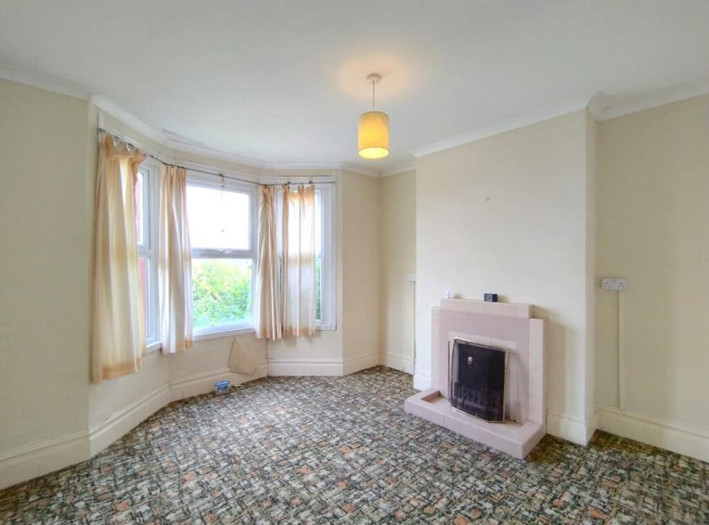 House in Dacorum, Hertfordshire - View 2