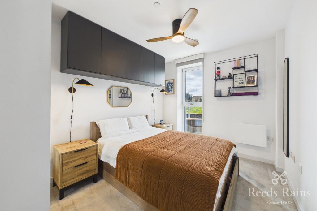 Apartment in Manchester, City Centre - View 4