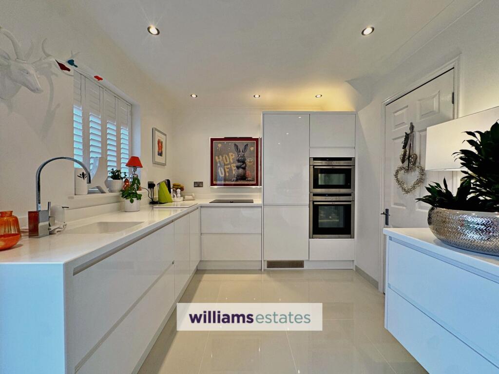 Llys Elinor, Kinmel Bay, LL18 photo 4