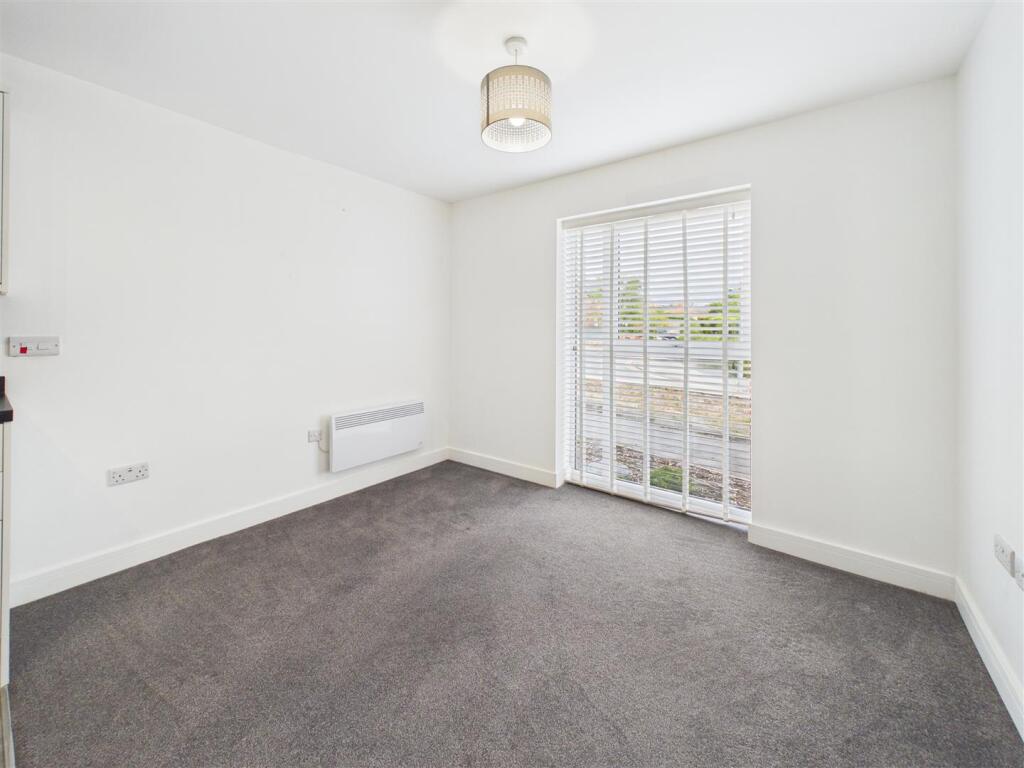 Apartment in Nottingham - View 3