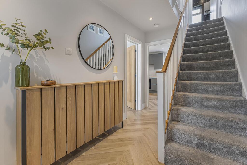 House in Tonbridge - View 5