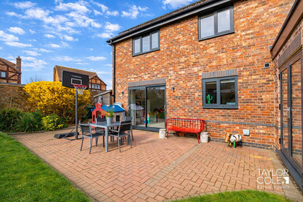 Additional image 40 of Shannon, Belgrave