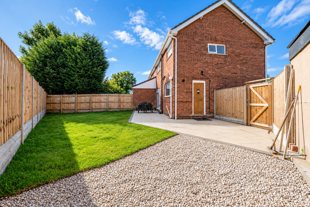 House in Hinckley and Bosworth, Markfield - View 2