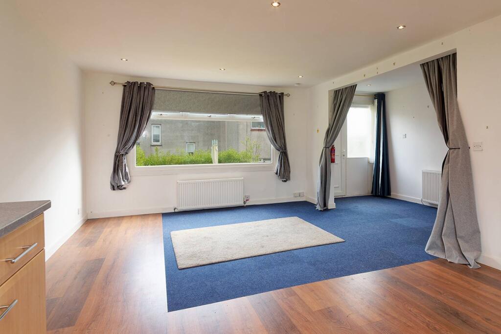 26 Ash Place, Greenhills, East Kilbride, G75 9ET photo 4