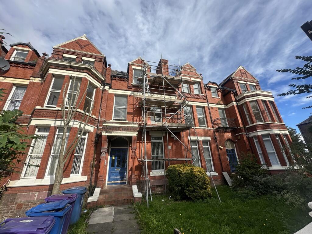 Apartment in Liverpool - More