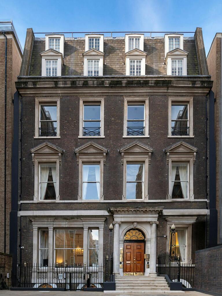 Main image of property: 21 Arlington Street, London, SW1A 1RD