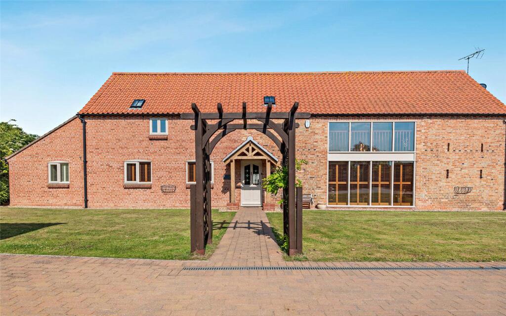 Main image of property: Manor Road, Swinderby, Lincoln, Lincolnshire, LN6