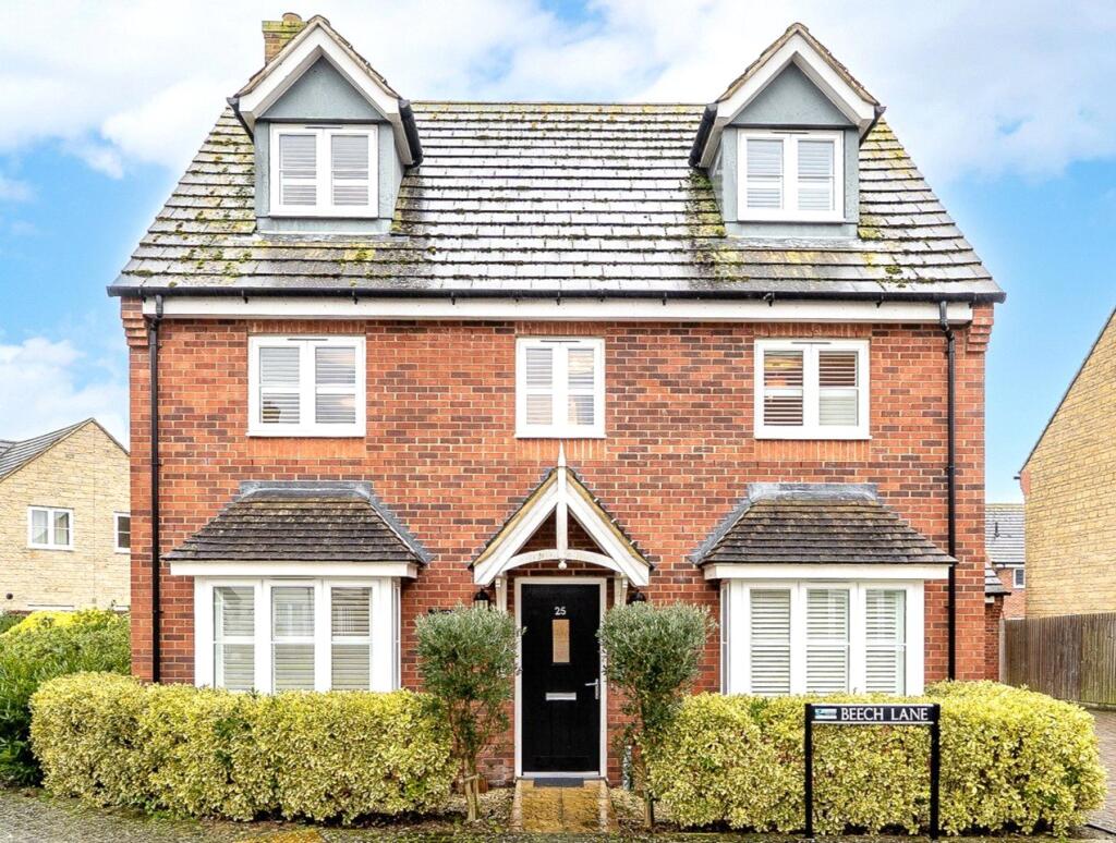 5-bed detached on Larch Drive, Didcot, Oxfordshire, OX11, £625,000