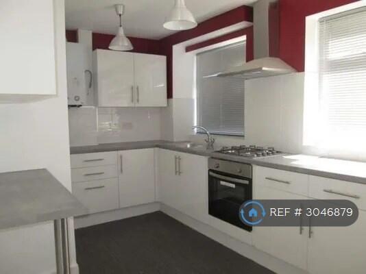 House in Oldham - View 2