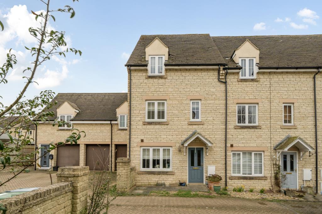 Main image of property: Westcote Close, Witney, OX28
