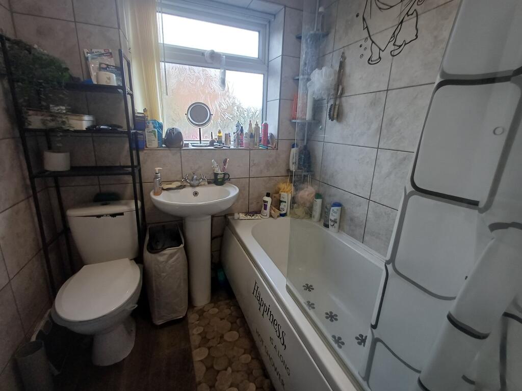 Tunnard Street, Grimsby, Lincolnshire. DN32 7LS photo 5