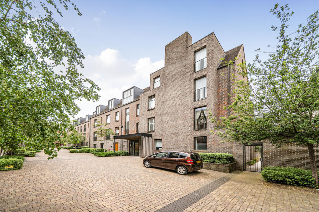 Main image of property: Marwood Square, Muswell Hill, London, N10