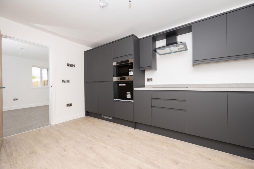 Grove Street, Barnsley, S71 1EU photo 3