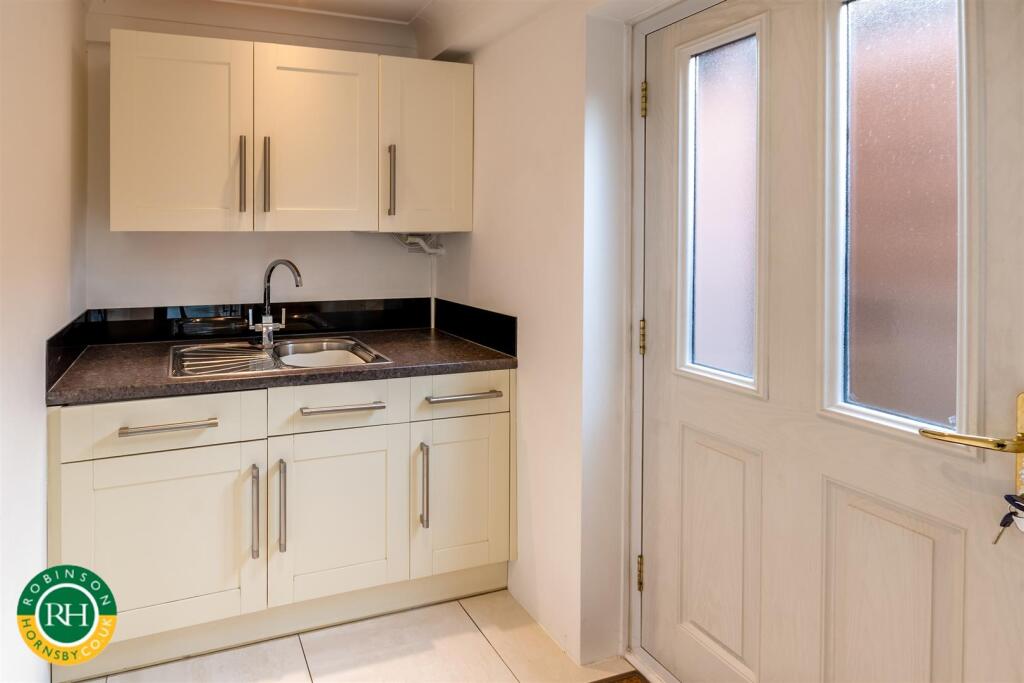 House in Doncaster, Haslam Park, Cantley - View 6