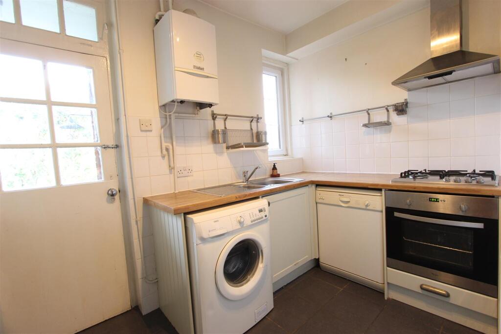 Apartment in London - View 4