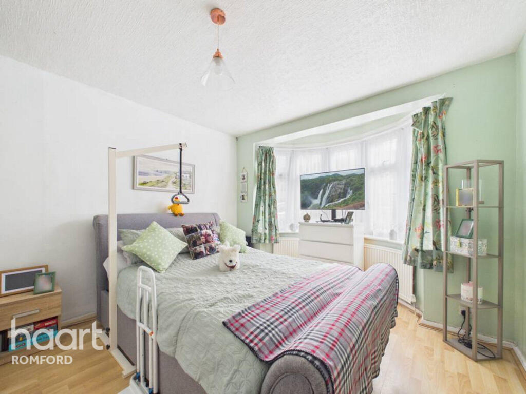 House in Romford - View 5