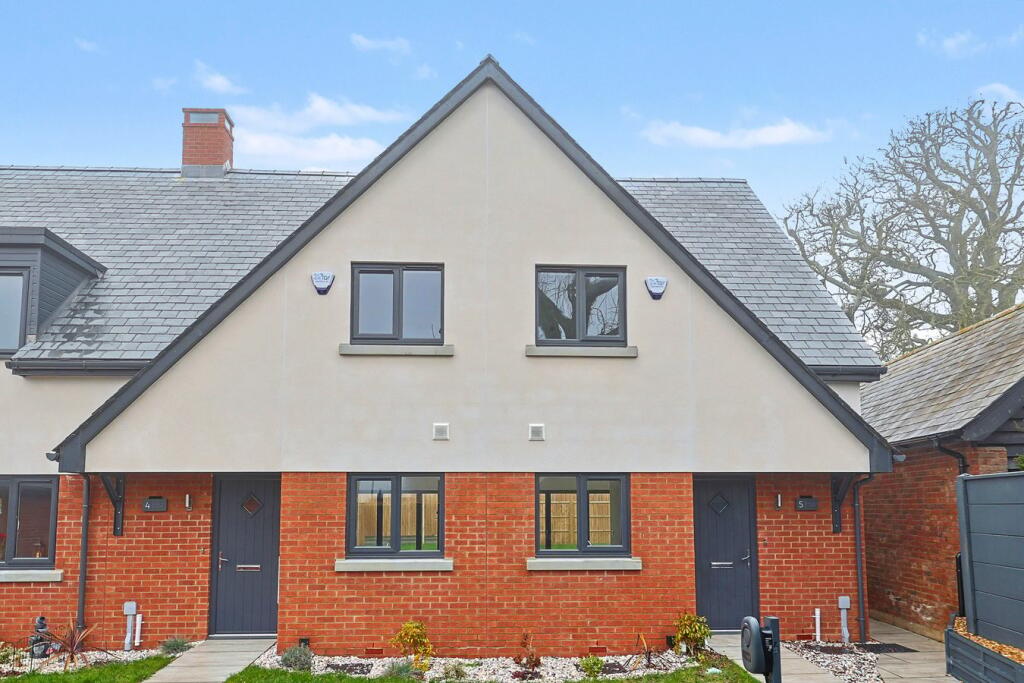 Main image of property: Westbury Farm Close, Offley, Hitchin, SG5
