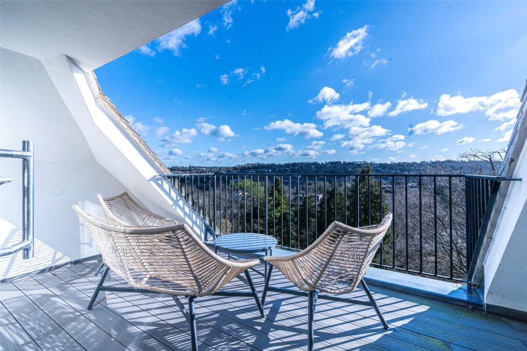 Apartment in Croydon - View 4