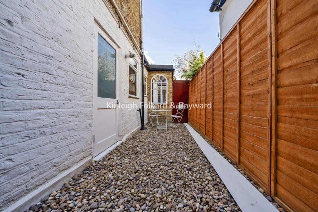 Property photo 8