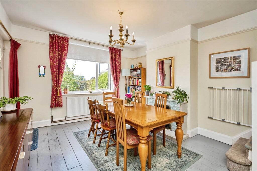 House in Portsmouth - View 4