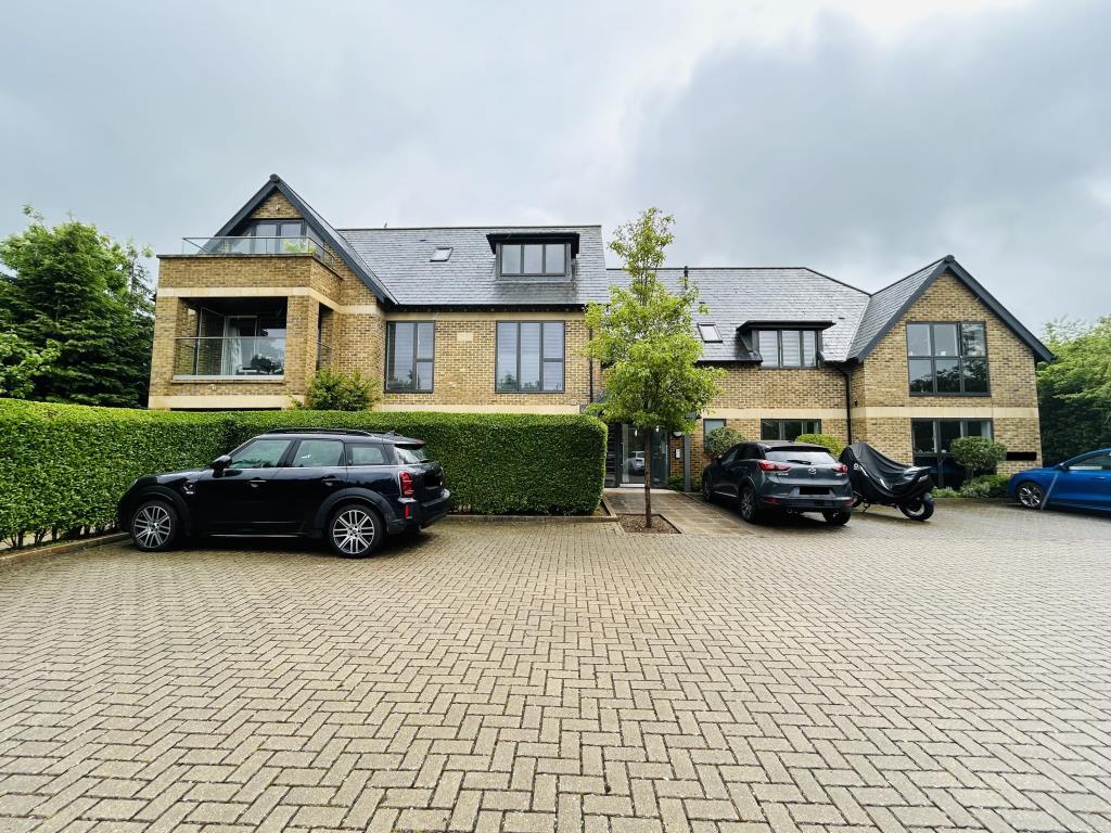 Main image of property: Cumnor Hill, Botley, OX2