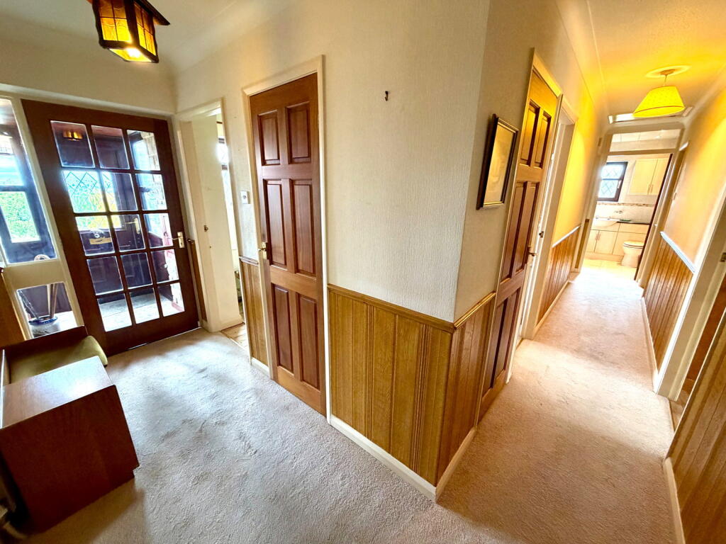 Hillside Close, Hoylandswaine, Sheffield, S36 7LH photo 5