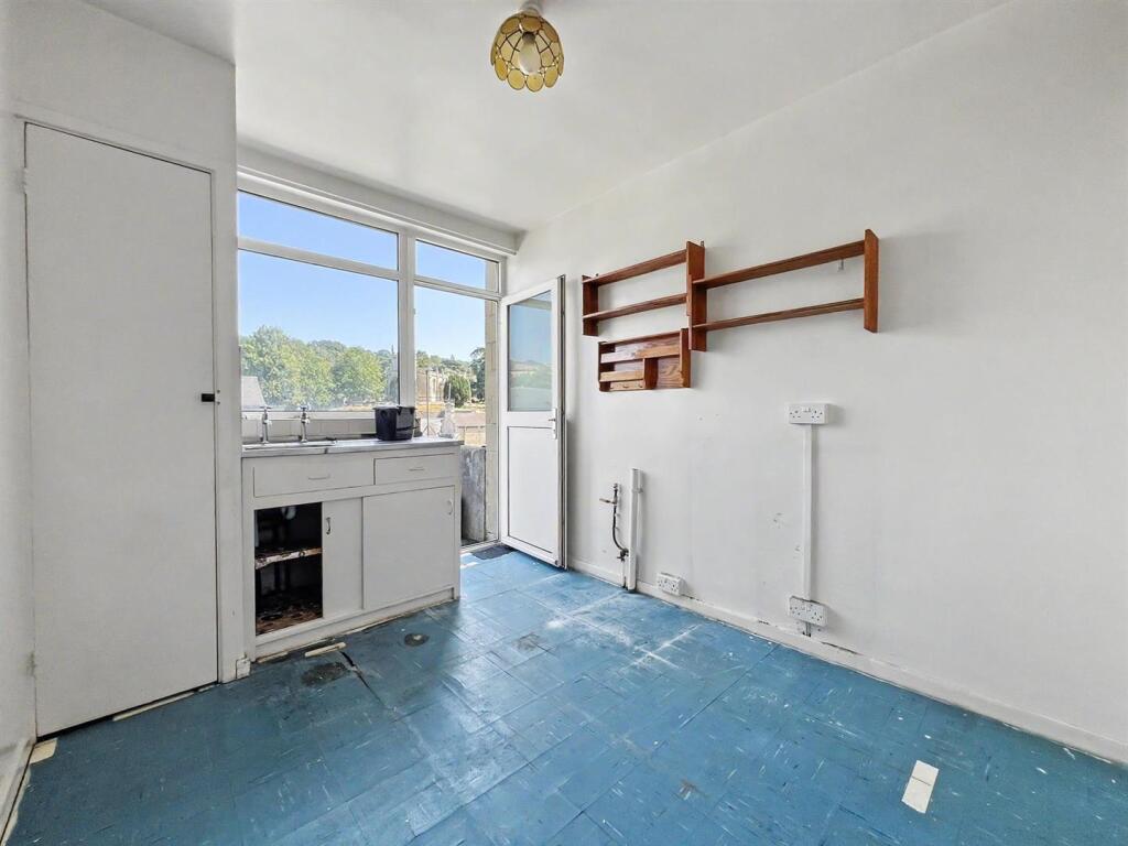 House in Bath, Weston - View 4
