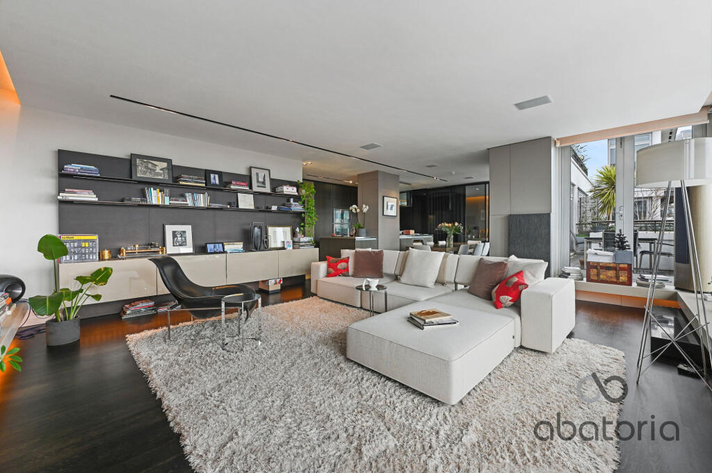 Main image of property: Jacana Court, London, E1W