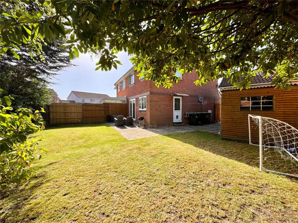 Clover Close, GOSPORT, Hampshire, PO13 - View 2