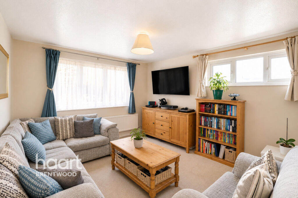 Apartment in Brentwood, Essex - View 5