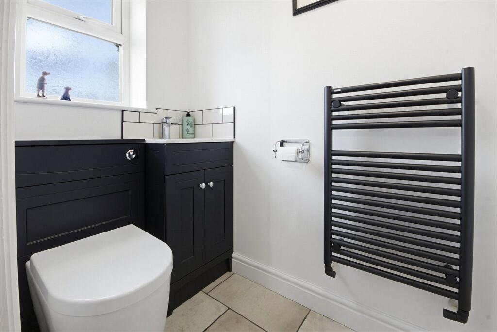 Additional image 16 of Oxford Road, Gomersal, BD19